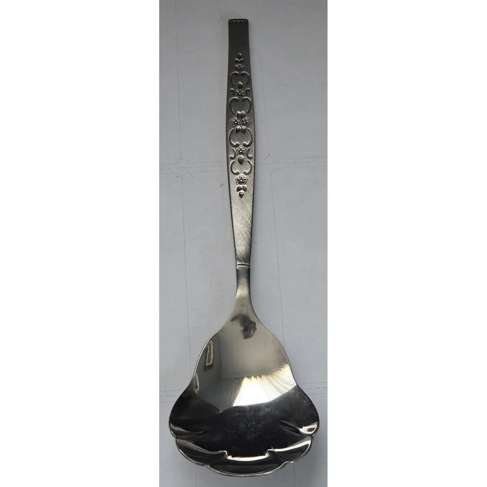 Wm A Rogers Premier Stainless Oneida Petal‎ Pattern Sugar Shell Spoon USA Made